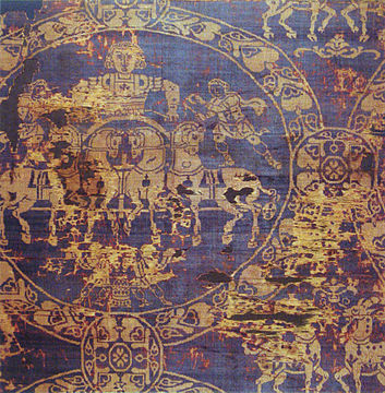 Shroud_of_Charlemagne_manufactured_in_Constantinople_814.jpg