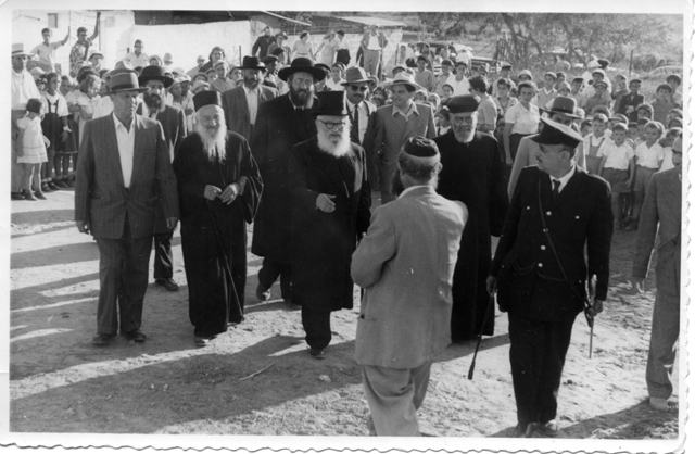 PikiWiki_Israel_13464_Chief_rabbis_visit_Ashkelon.jpg